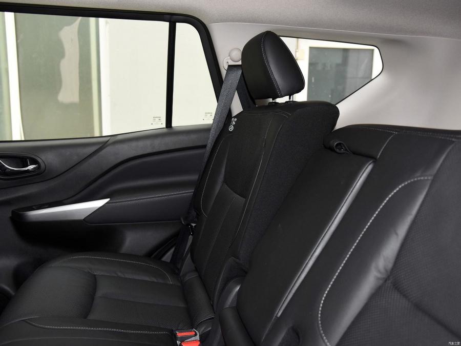 Интерьер Nissan Terra 2018 года  (CN) (фото 99 из 144)